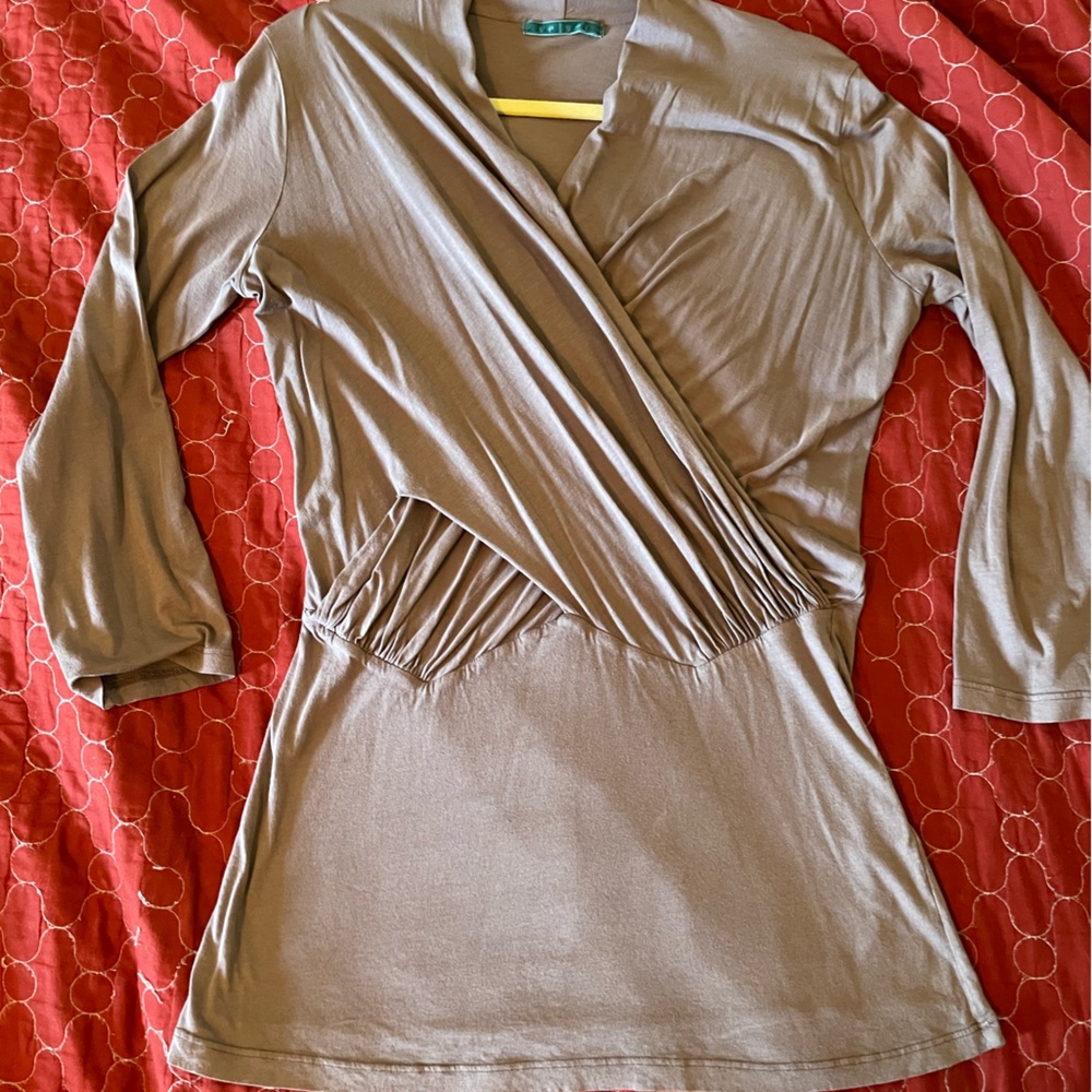 Lavender v-neck ‘wrap’ top